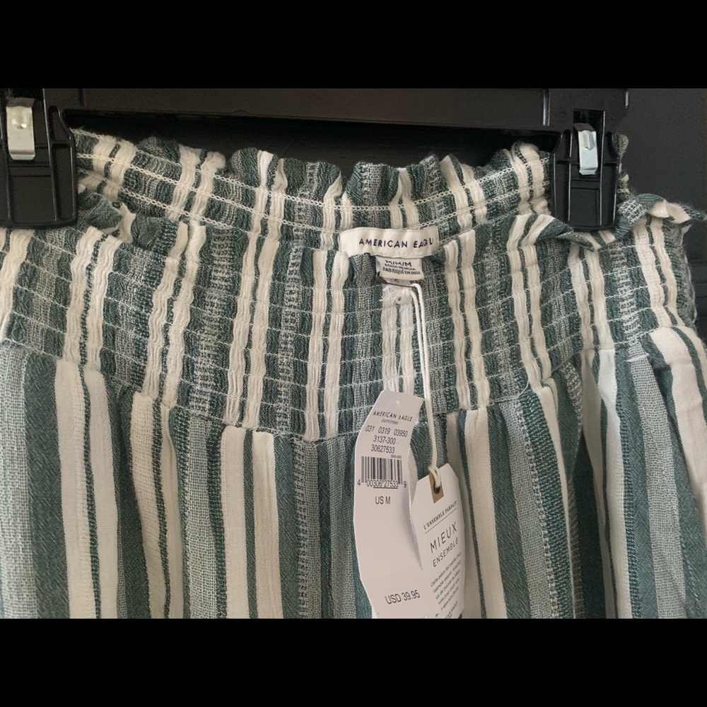 Wide leg American eagle ankle pants